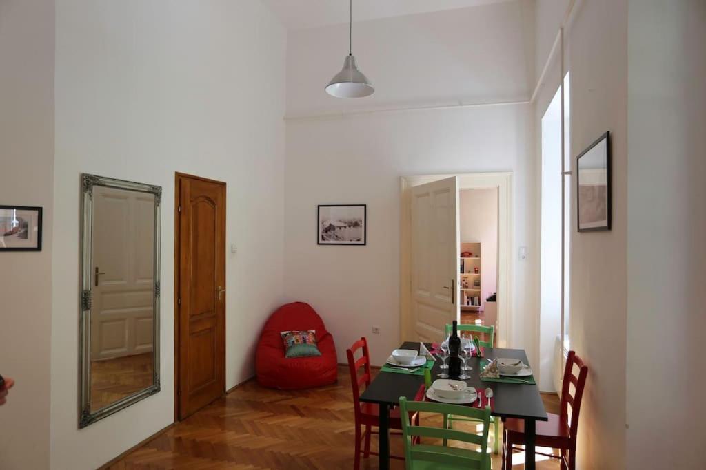 Quiet Home At Synagogue Budapest Esterno foto