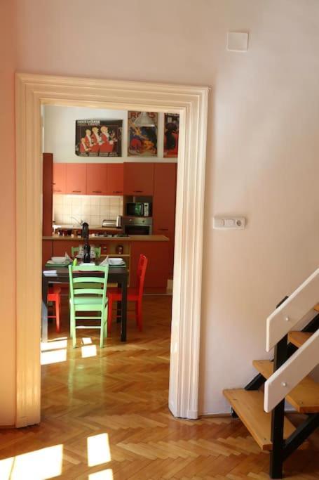 Quiet Home At Synagogue Budapest Esterno foto